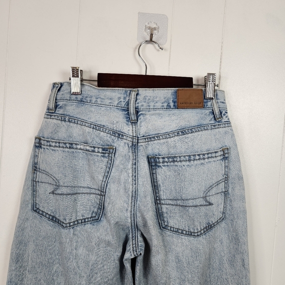 American Eagle 90s Boyfriend Jeans Straight Leg Size 00 High Rise 100% Cotton - Picture 4 of 12